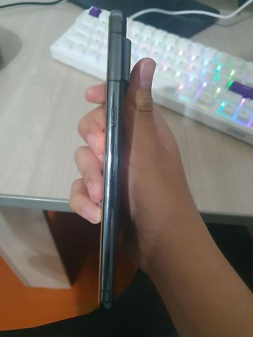 honor 50 pro: Google Pixel 8 Pro, Б/у, 128 ГБ, цвет - Черный, eSIM — 5