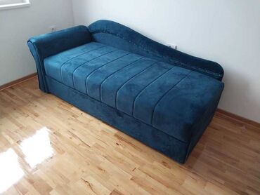 elza i ana slike: Sofa
285e