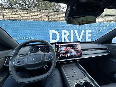xpeng p7: Dongfeng : 2025 г., Автомат, Электромобиль, Лифтбек — 4
