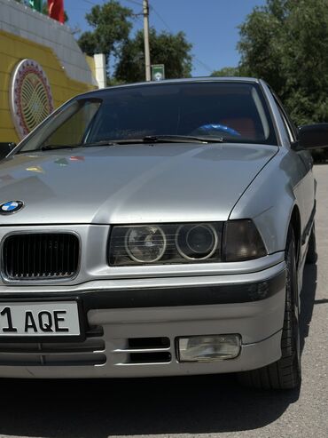 вариант машины: BMW 3 series: 1993 г., 1.8 л, Механика, Бензин, Седан