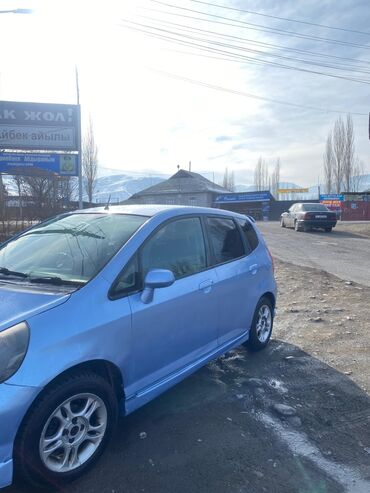 Honda: Honda Fit: 2002 г., 1.3 л, Вариатор, Бензин, Хэтчбэк