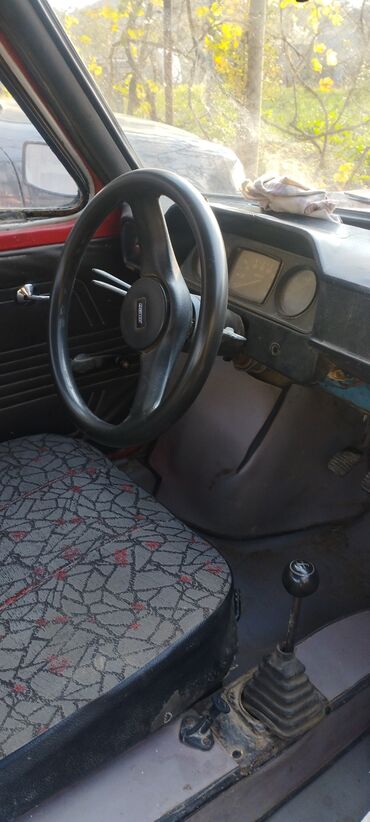 ZAZ: ZAZ 968 Zaporozhec: 1.6 l | 1991 il 355654 km Sedan — 5