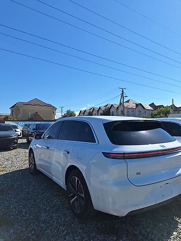LDV: Lixiang L6: 2024 г., 1.5 л, Автомат, Кроссовер lalafo.kg да — 3 LDV: Lixiang L6: 2024 г., 1.5 л, Автомат, Кроссовер — 3
