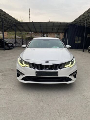 Kia K5: 2018 г., 2 л, Автомат, Газ, Седан