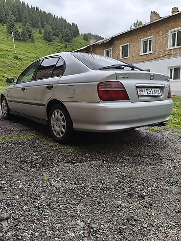 mazda cronos 626: Honda Accord: 2001 г., 1.8 л, Механика, Бензин, Лифтбек — 4