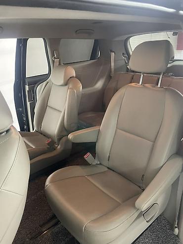 карниваль: Kia Carnival: 2018 г., 2.2 л, Автомат, Дизель, Минивэн — 8