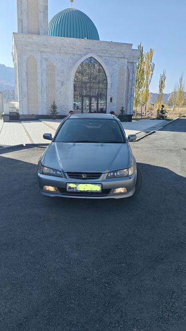 хово 10 тонник: Honda Accord: 1998 г., 2 л, Автомат, Бензин, Седан