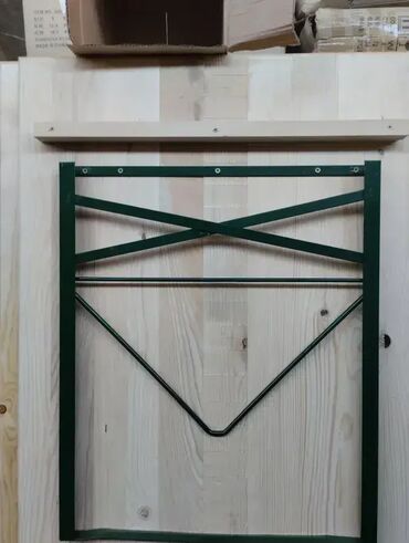 Stolovi: Sto slavski garnitura 220x80 lakiran 
23.500 din — 1