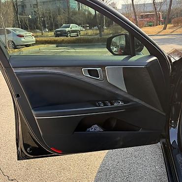 Kia: Kia K8: 2021 г., Седан — 10