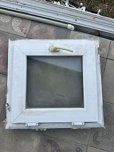 PVC pəncərə bölməsi - Material: ağ PVC profil - Açılma mexanizmi