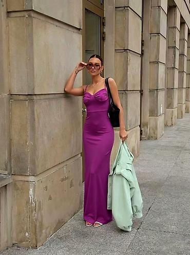 oval: 🔥Elegantna duga haljina sa otvorenim leđima
✅2450 din 
S M L — 7