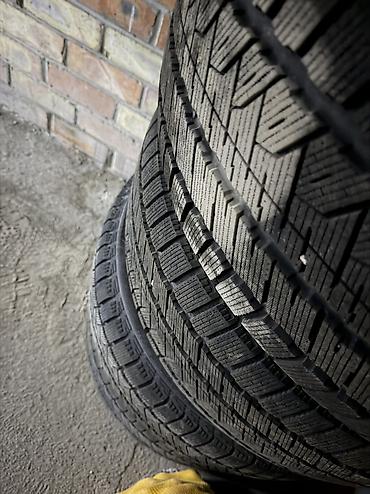 Шины: Шины 285 / 45 / R 20, Зима, Новый, Комплект, Roadboss — 1