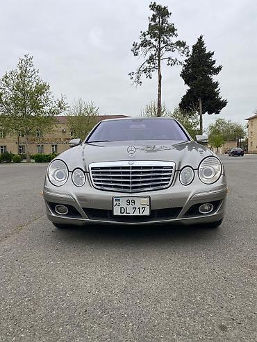 Mercedes-Benz: Mercedes-Benz E 320: 3.2 l | Sedan — 1