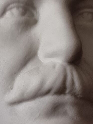 Статуэтки: Сталин. Бюст фарфоровый. Антиквариат очень редкий высота - 21, 5см — 13