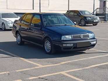 Volkswagen: Volkswagen Vento: 1995 г., 2 л, Автомат, Бензин, Седан