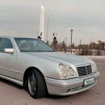 Бамперы: Задний Бампер Mercedes-Benz 1999 г., Новый, цвет - Черный, Аналог
