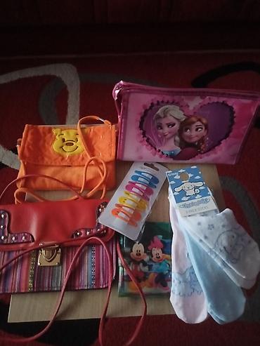 Ostali aksesoari za decu: Set za devojčice ( torbice, šnalice, novčanici, neseser Frozen — 10