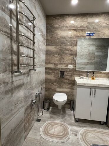 Qonaq otağı dəstləri: İşlənmiş — 18