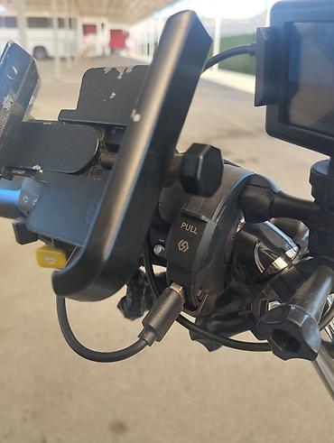 Motosikletlər: CH 125. Motosiklet – kruizer tipli, tək silindrli benzin mühərrikli — 10