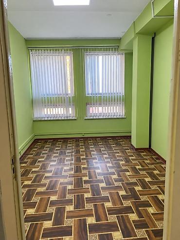 Аренда коммерческой недвижимости: Сдаю Офисный кабинет: 8 м², С ремонтом, С отдельным санузлом — 10