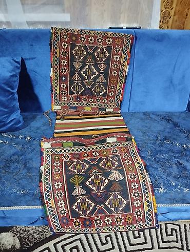 turkiye_tekstil instagram: Məhsul: İki bölməli əldə tikilmə kilim/“xurcun” (çanta tipli — 1