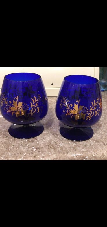 ваза для сладостей: Qedmi goy bagema iri olculu 2 eded bakal 30 manat.(bir ededi)