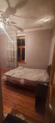 Uzunmüddətli kirayə mənzillər: Gence ş.dos-6 erazisinde 2 otaqli bina evi kiraye verilir. 2 ci — 8