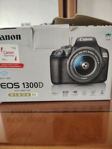 Фотоаппараты: Canon EOS 1300D İdeal vəziyyətdədi heçbir problemi yoxdur. Şəkildə