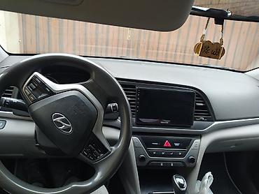 hunday elantra 2017: Hyundai Elantra SE sedan - Kuzov: sedan, gümüşü Hazır lizinq ilkin — 4