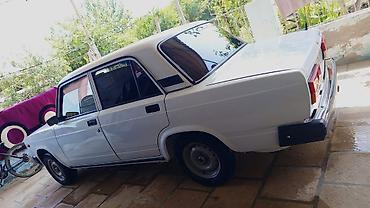 VAZ (LADA): VAZ 2107 sedan - Kuzov: ağ rəng, 4 qapı, xrom detal və qara — 3