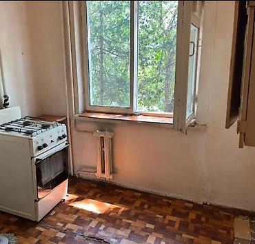 Квартиры: 2 комнаты, 43 м², 6 мкр 104 серия, 3 этаж, Старый ремонт — 2