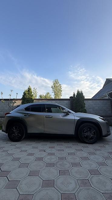 Lexus: Lexus UX: 2018 г., 2 л, Вариатор, Гибрид, Кроссовер — 5