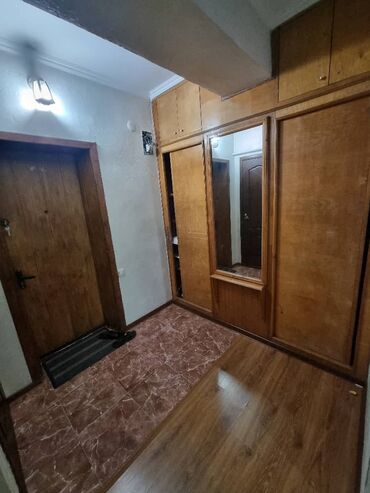 продам видеомагнитофон: 2 комнаты, 56 м², 1 этаж, Газовое отопление at lalafo.kg продам видеомагнитофон: 2 комнаты, 56 м², 1 этаж, Газовое отопление