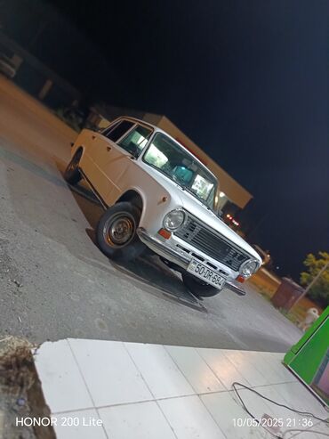 aftamabillər: VAZ (LADA) 2101: 0.1 l | 1981 il 9555 km Kabriolet