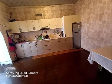 Продажа домов: 4 комнаты, 100 м², 7 соток, Бишкек, Аламединский рынок / базар Собственник — 10