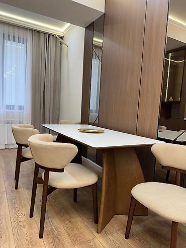 2 8: 3-комнатная квартира в Capstroy City. $147 500 ≈ 12 906 250 сом — 10