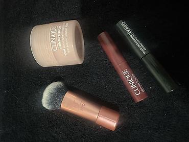 Clinique makiyaj və dəriyəqullük dəsti - Clinique Moisture Surge