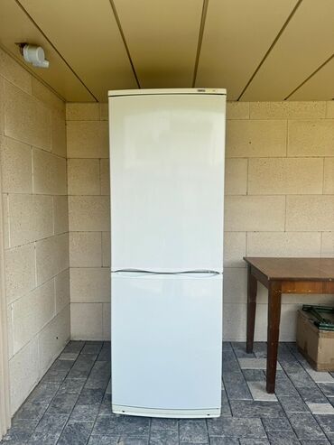 за дешево компьютер: Муздаткыч Zanussi, Эки камералуу