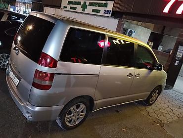 Toyota: Toyota Noah: 2003 г., 2 л, Автомат, Бензин, Минивэн — 7