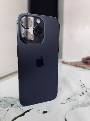 Apple iPhone: IPhone 14 Pro, Новый, 256 ГБ, Deep Purple, Зарядное устройство, Защитное стекло, Чехол, 78 % — 1