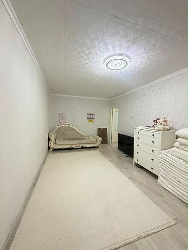35: 2 комнаты, 44 м², 8 мкр 104 серия, 3 этаж — 1