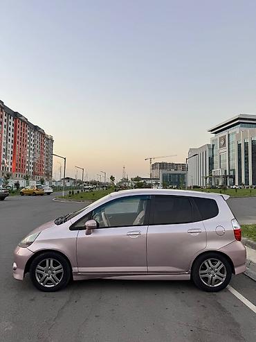 roewe ei5 2021: Honda Jazz: 2008 г., 1.4 л, Вариатор, Бензин, Хэтчбэк — 5