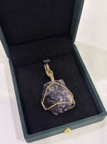 tek qaş üzüklər: Кулон, Аметист at lalafo.az tek qaş üzüklər: Кулон, Аметист