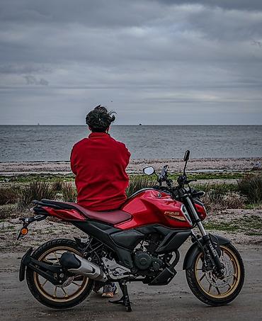 yamaha 150: Yamaha - FZS, 150 sm3, 2023 il, 18000 km — 4