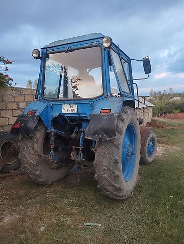 uaz dizel motor: Belarus MTZ traktoru - Korpus və kabin: Tam ölçülü metal kabin, geniş — 3