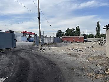 Продажа другой коммерческой недвижимости: Продается пустой участок 18 соток на первой линии рядом с центром — 16