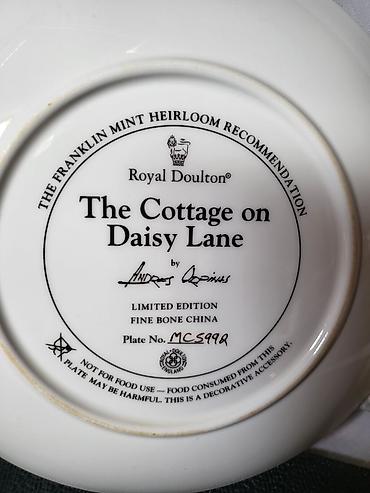 Ostali kućni dekor: Tanjir dekorativan, nov A.Orpinas,engleski iz 90ih.god.Br MCS 992 — 11