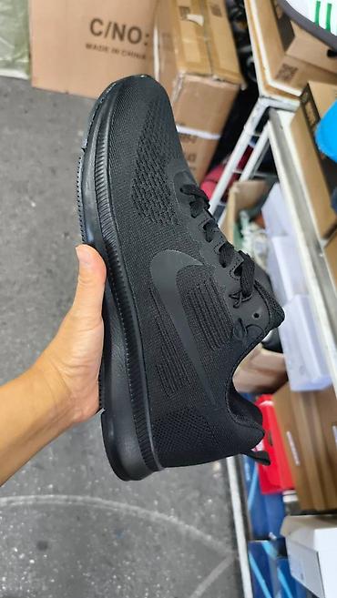 converse bele: Nike patike crne 47 48 49 50 NOVO Novo Brojevi 47 48 49 50 fb Moja — 1