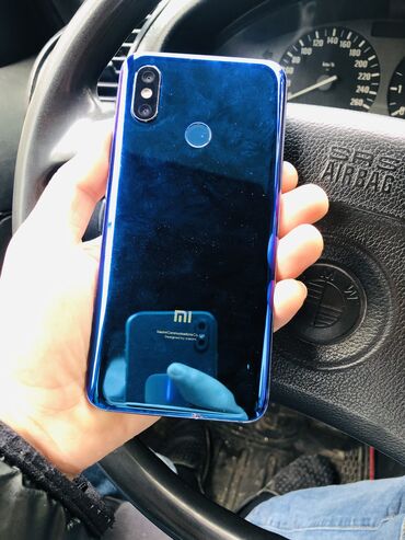 xiaomi mi a3 бу: Xiaomi Mi 8, 64 ГБ, цвет - Синий, 
 Отпечаток пальца, Face ID