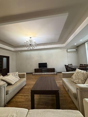лебединовка айкол: 3 комнаты, 130 м², Элитка, 7 этаж — 4